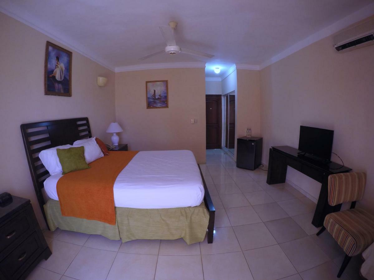Hotel Dominicana Plus Bavaro Luaran gambar